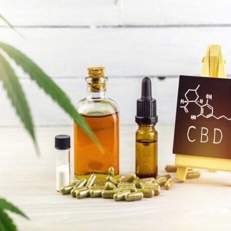 The Best and Simplest Approaches to Apply CBD Oil for Relief from Pain